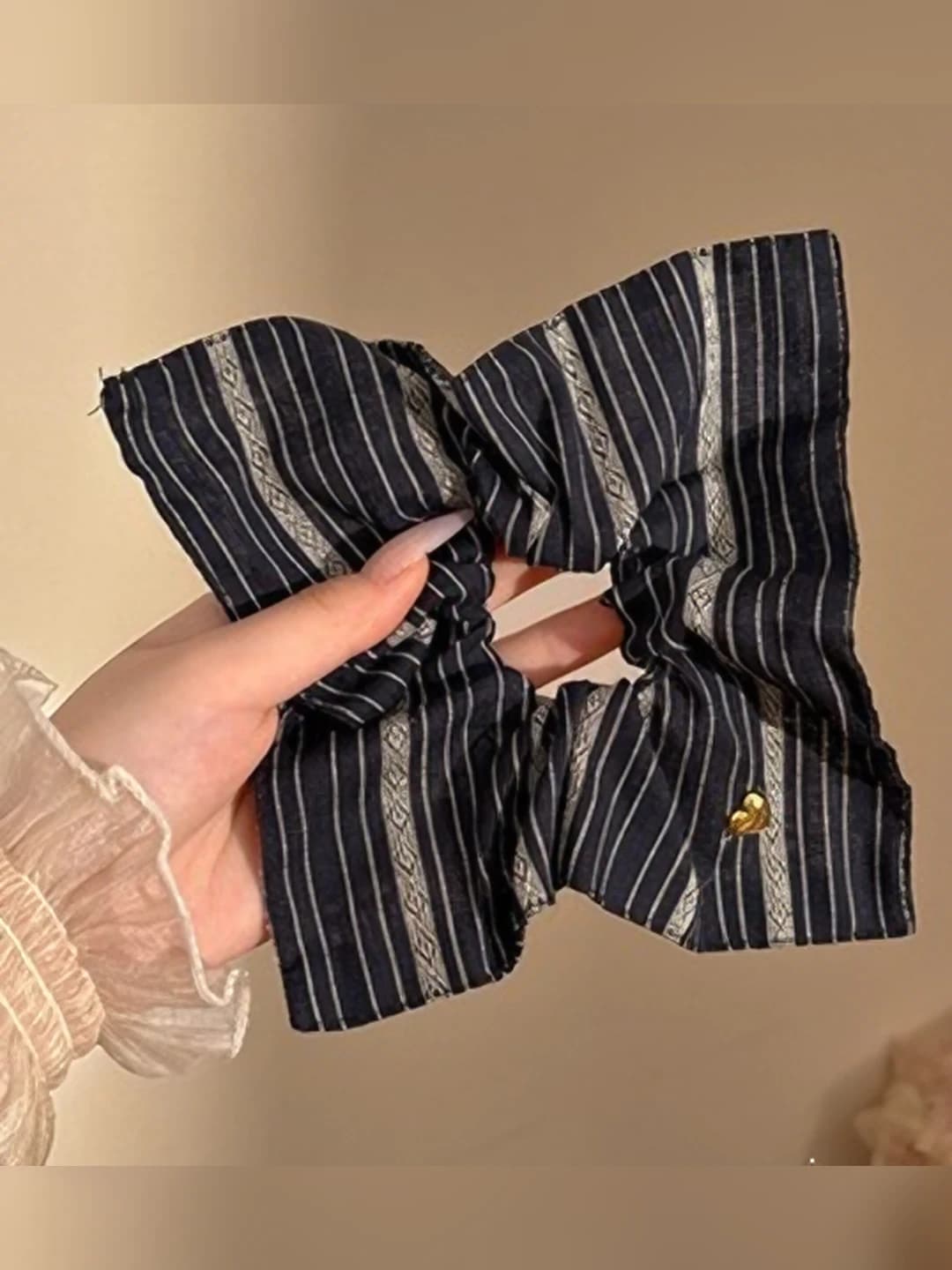 1# Black 22 cm