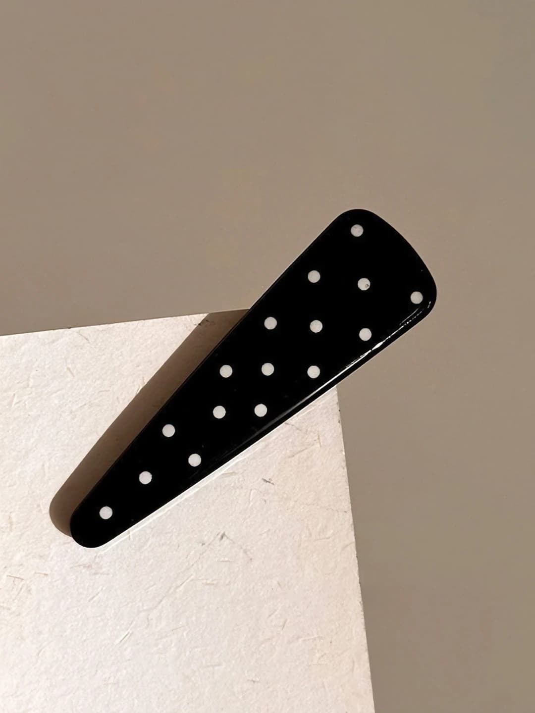 3# Чёрный в горошек зажим ~5.7cm