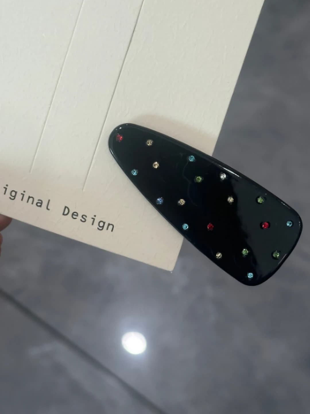 1# Black, coloured diamond, 6 cm, acrylic+alloy