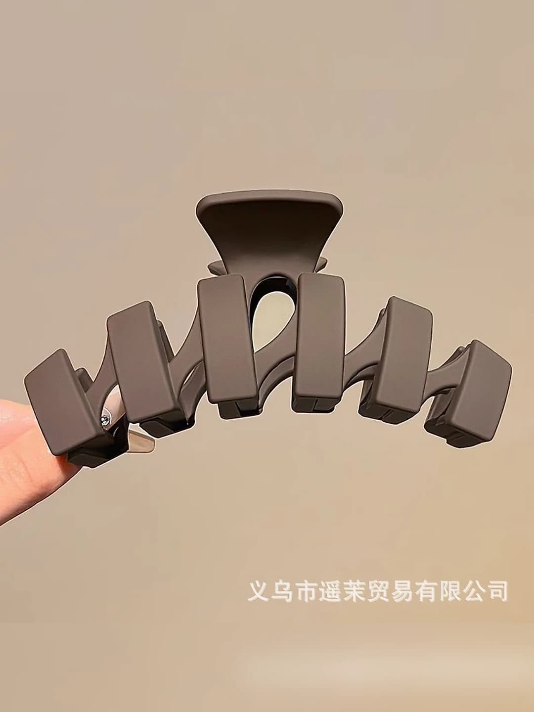 7#Нерегулярный тёмно-кофейный зажим 11cm
