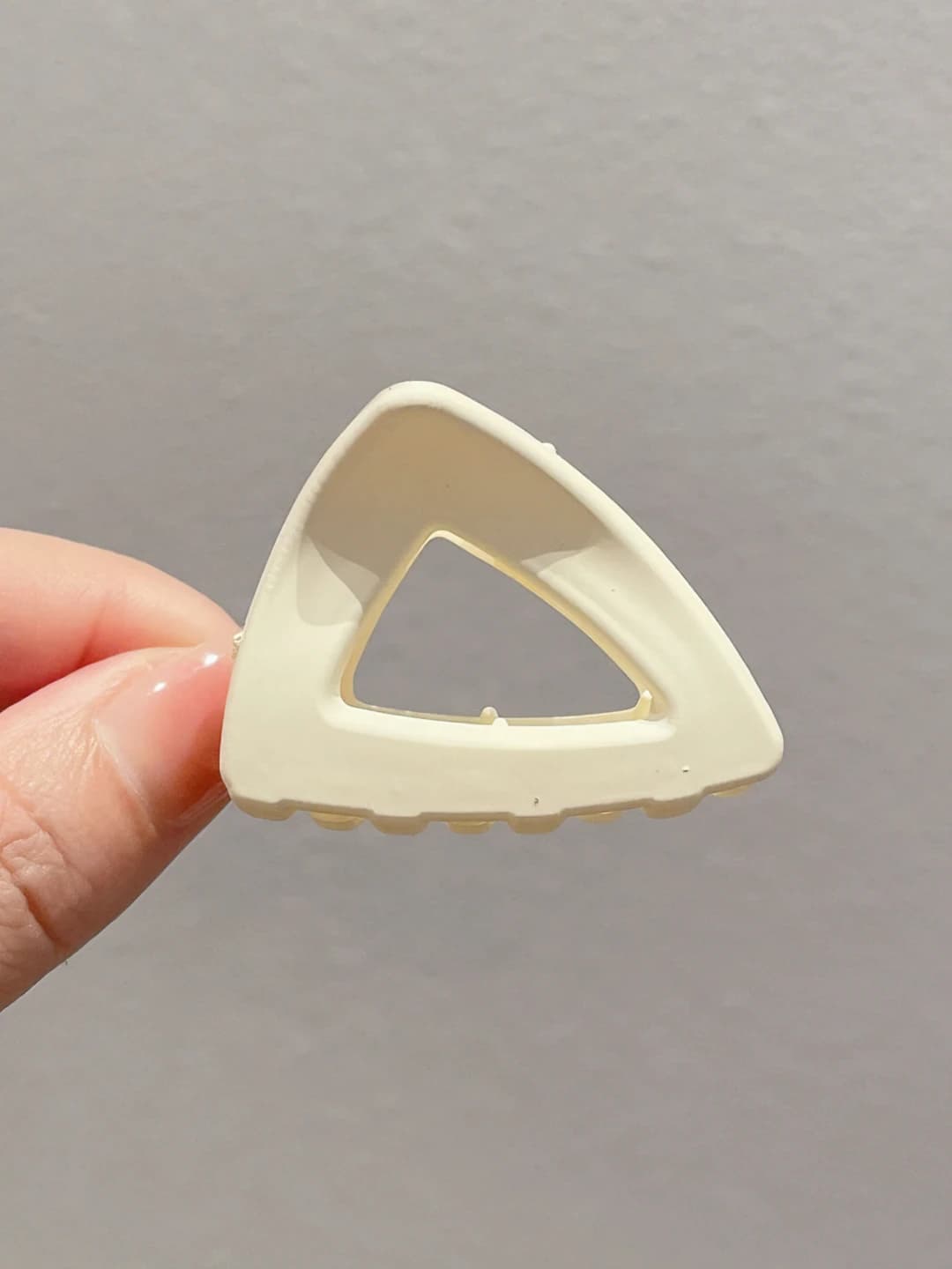 7# Triangle off-white#