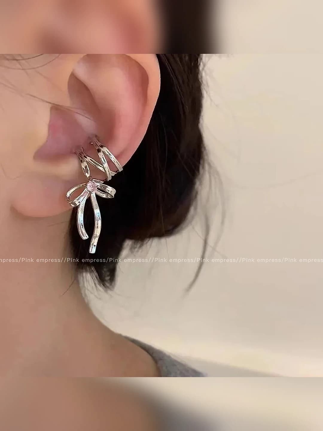 Pink diamond ribbon clip (right)