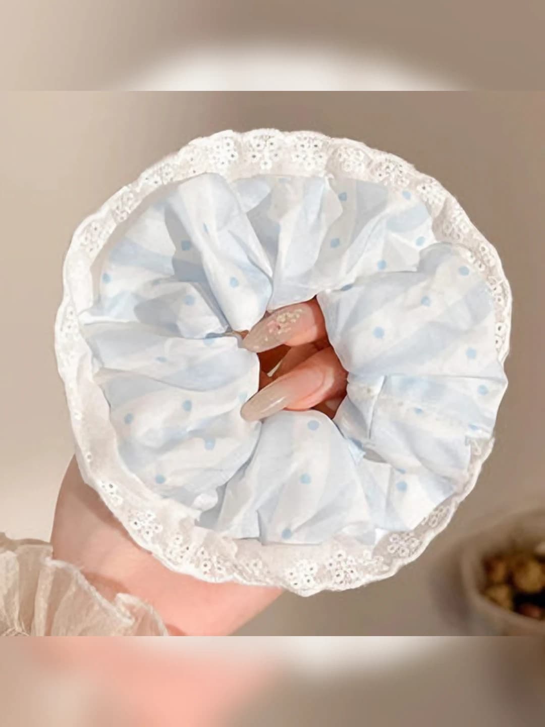 Blue polka dot, lace 10 cm