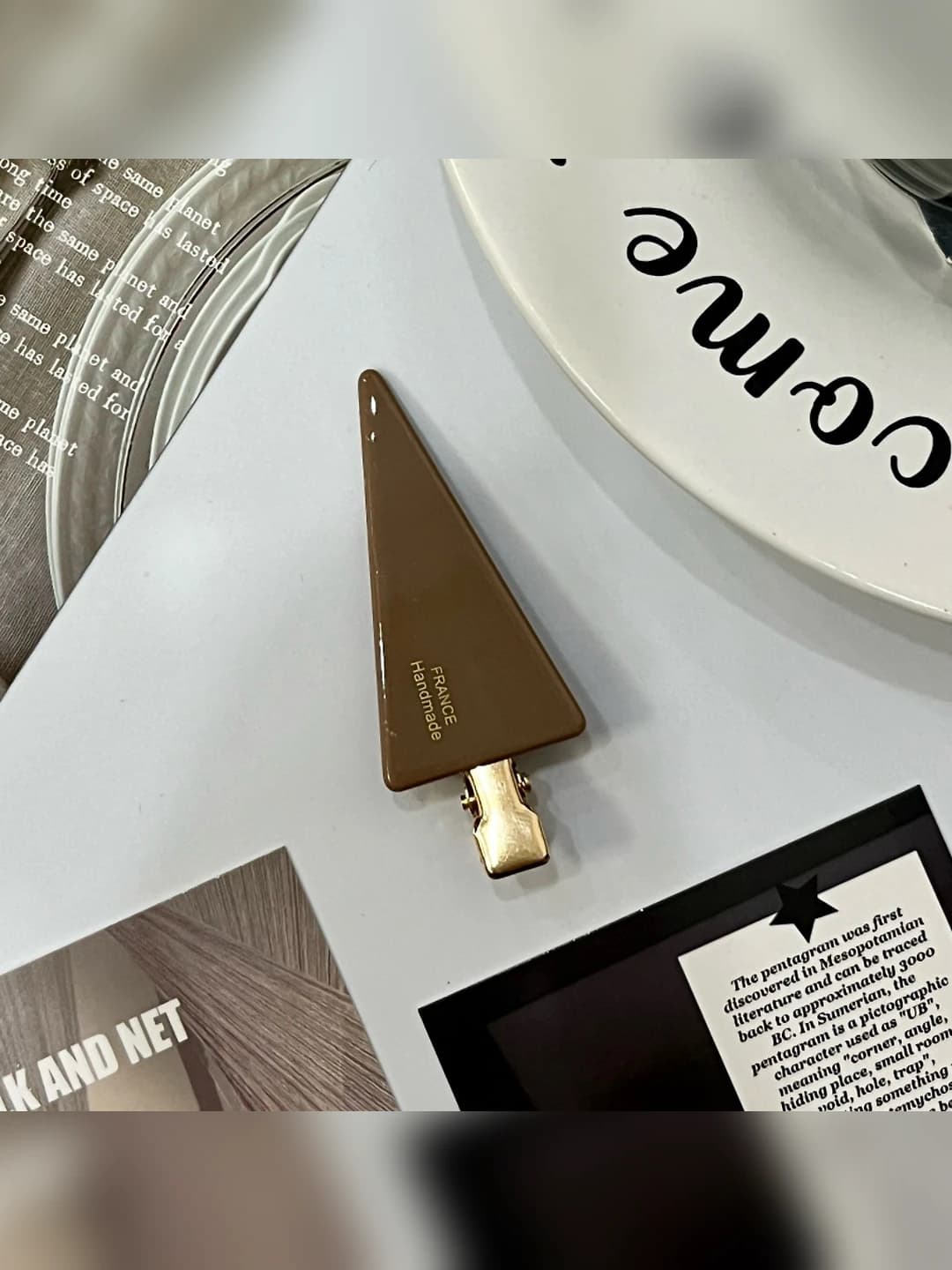 Triangle clip-coffee