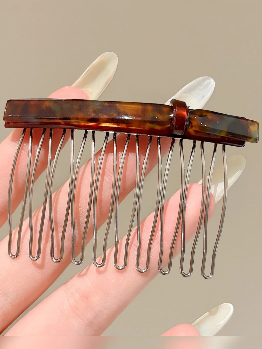 Amber, 7 cm, acetate