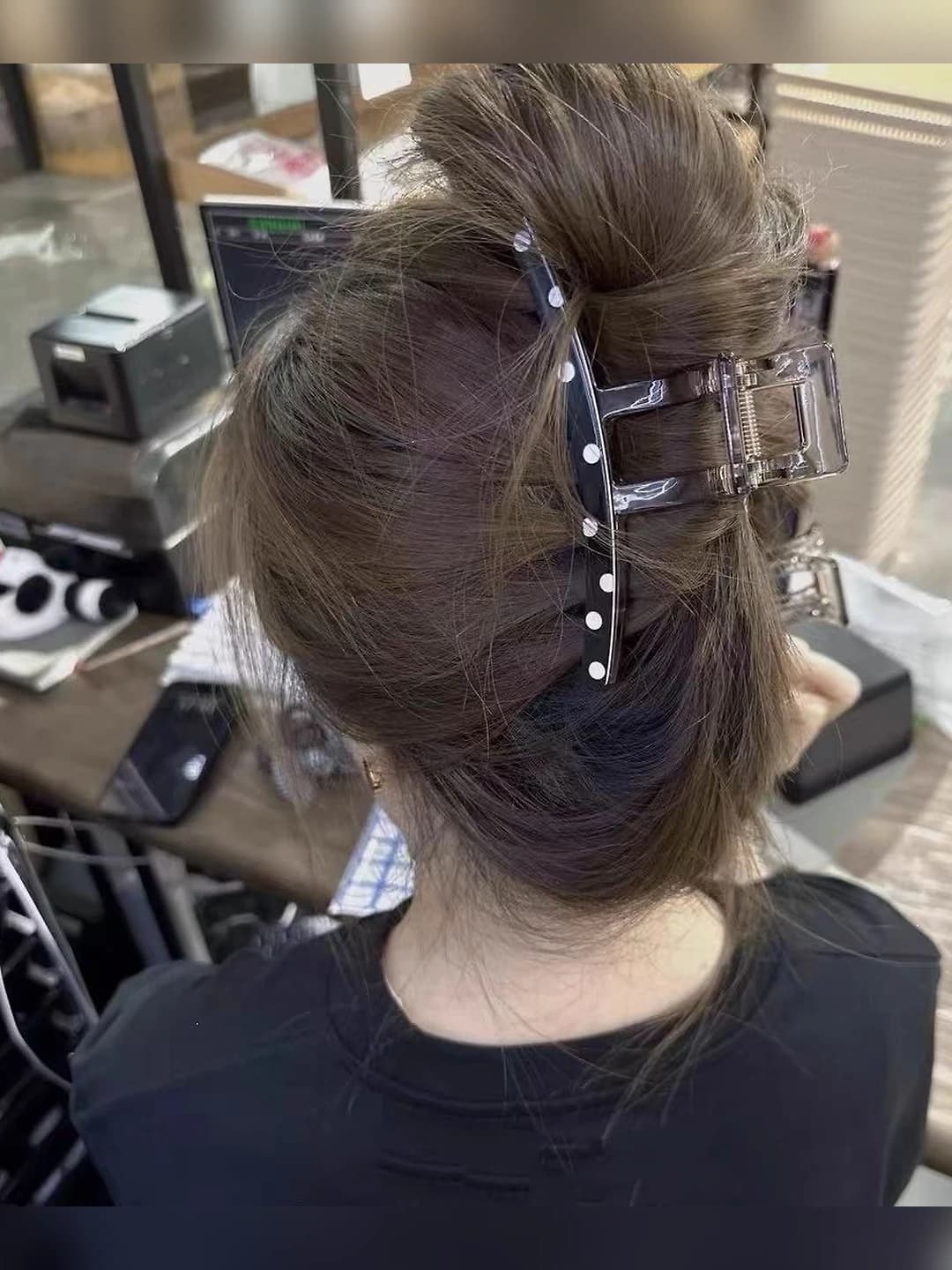 1# Black straight dot large 13cm acrylic clip