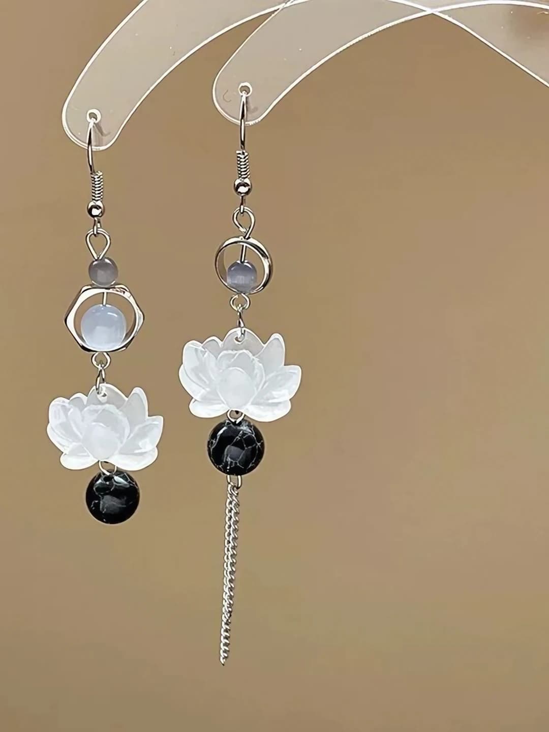 10# hook - silver - white - black