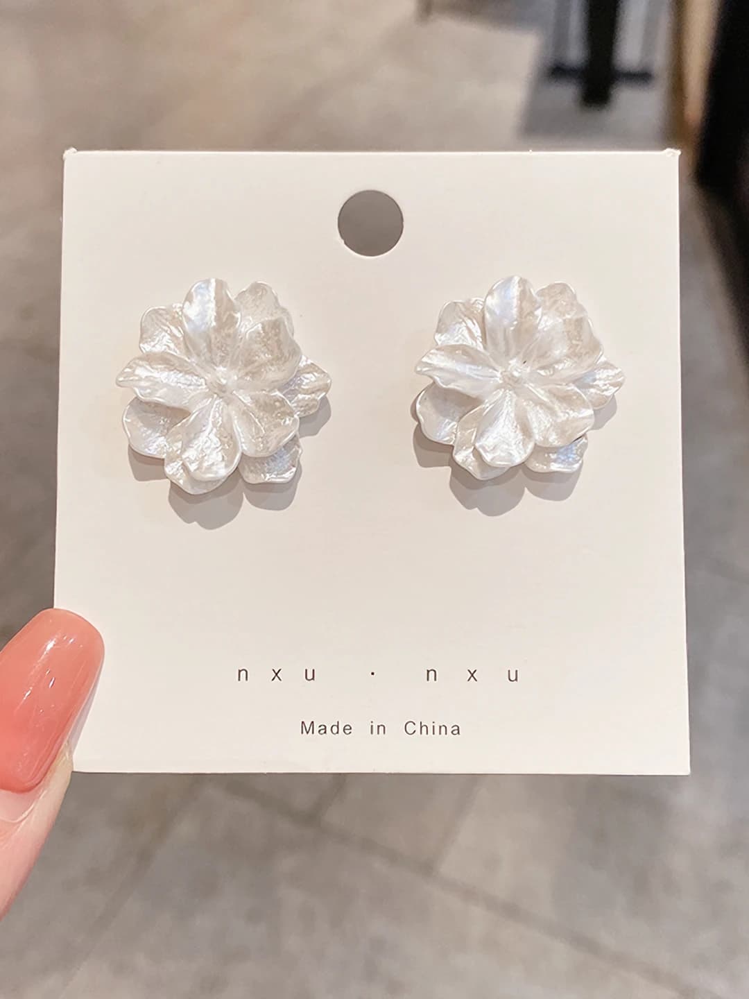 White flower earrings