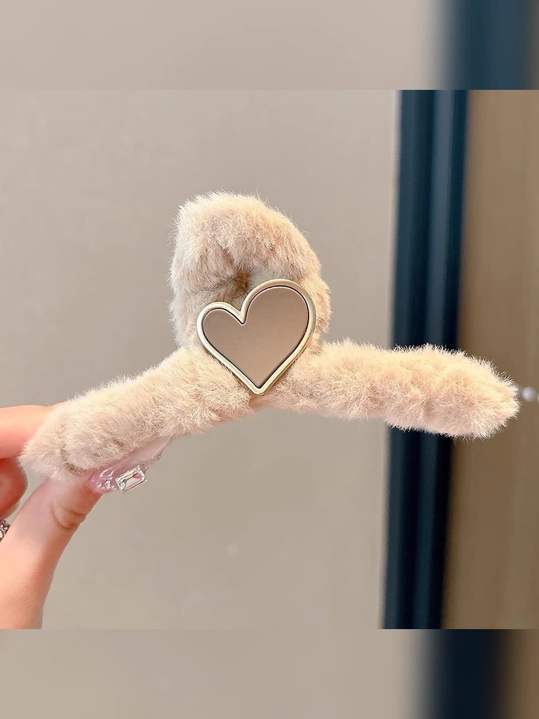 Light coffee plush heart 13 cm