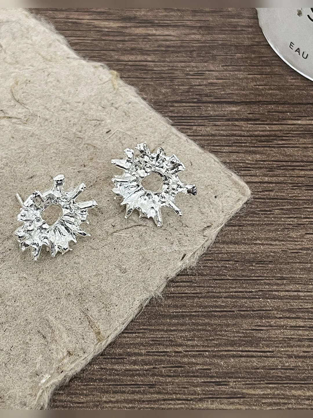 1# Серебряная снежинка серьга