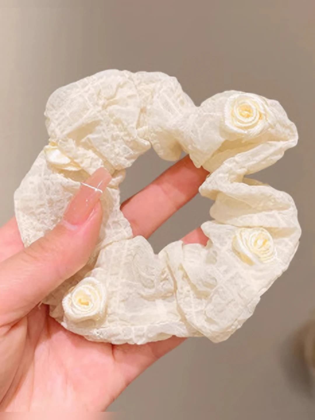 11# Beige floral 8 cm