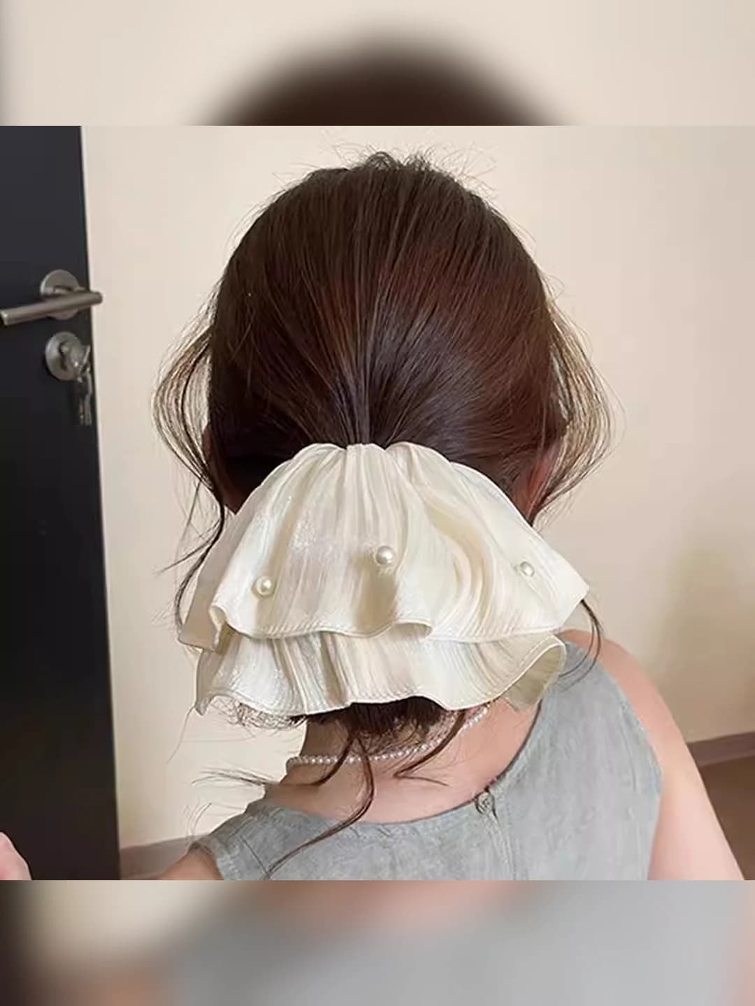 1# White pearl ruffle 20 cm