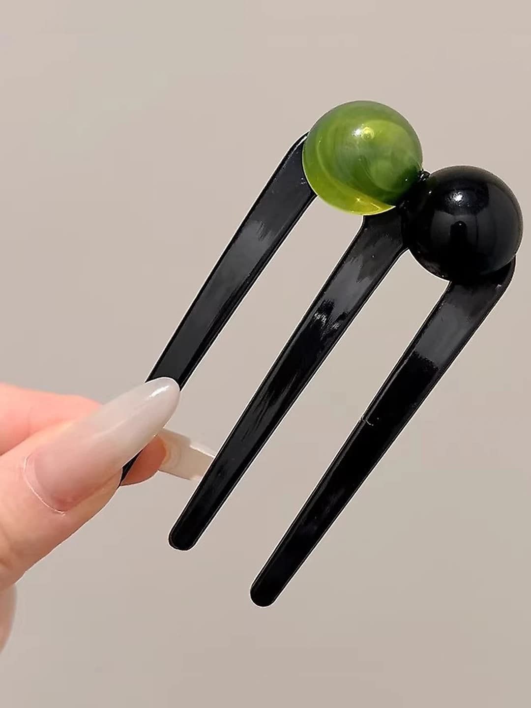 5# Green black 12 cm, bead 2 cm