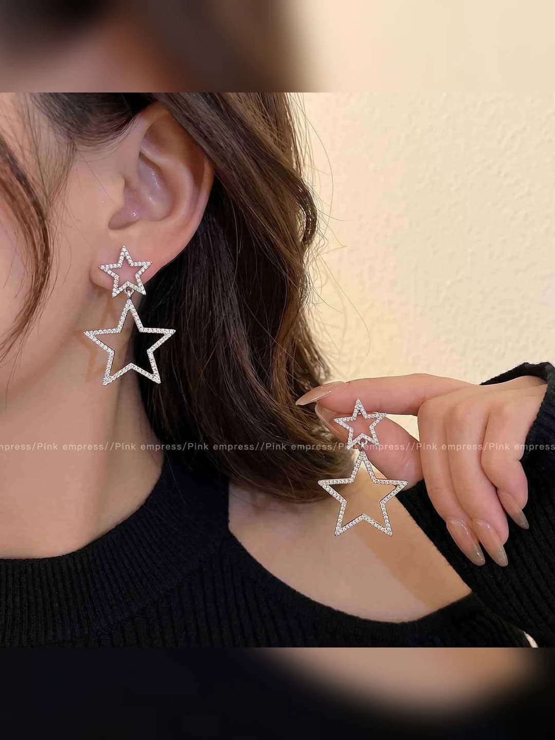1#Cut-out star studs approx 6.5cm