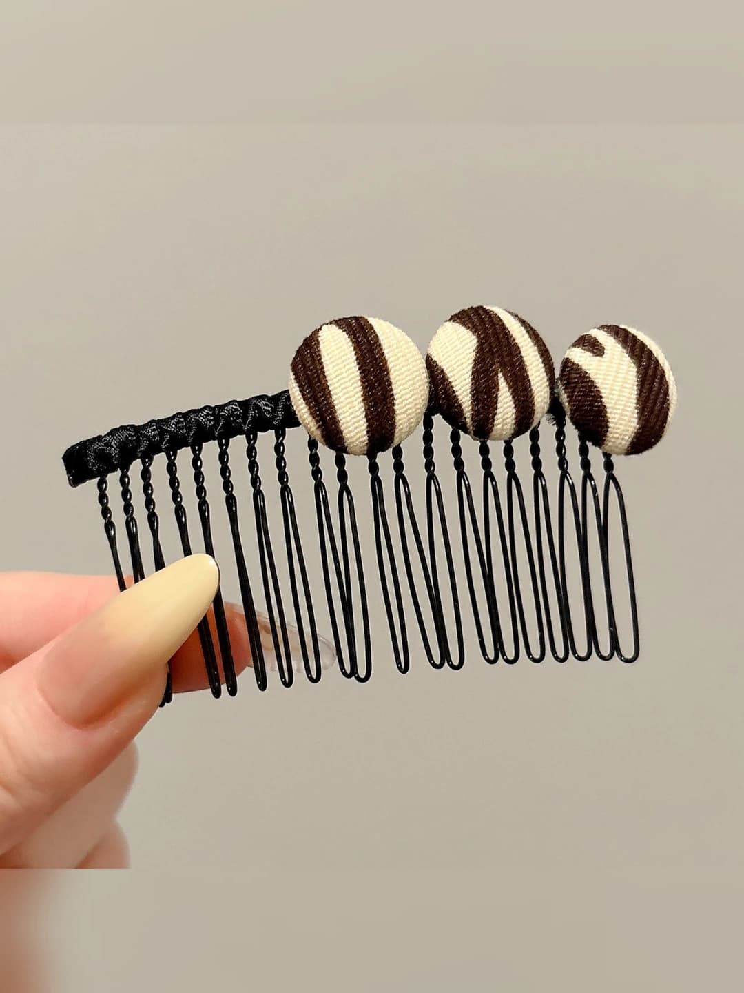 3 balls, 7.5 cm