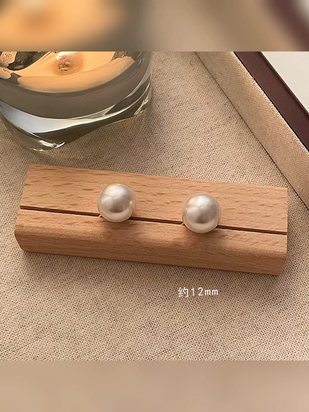 Pearl studs 12mm