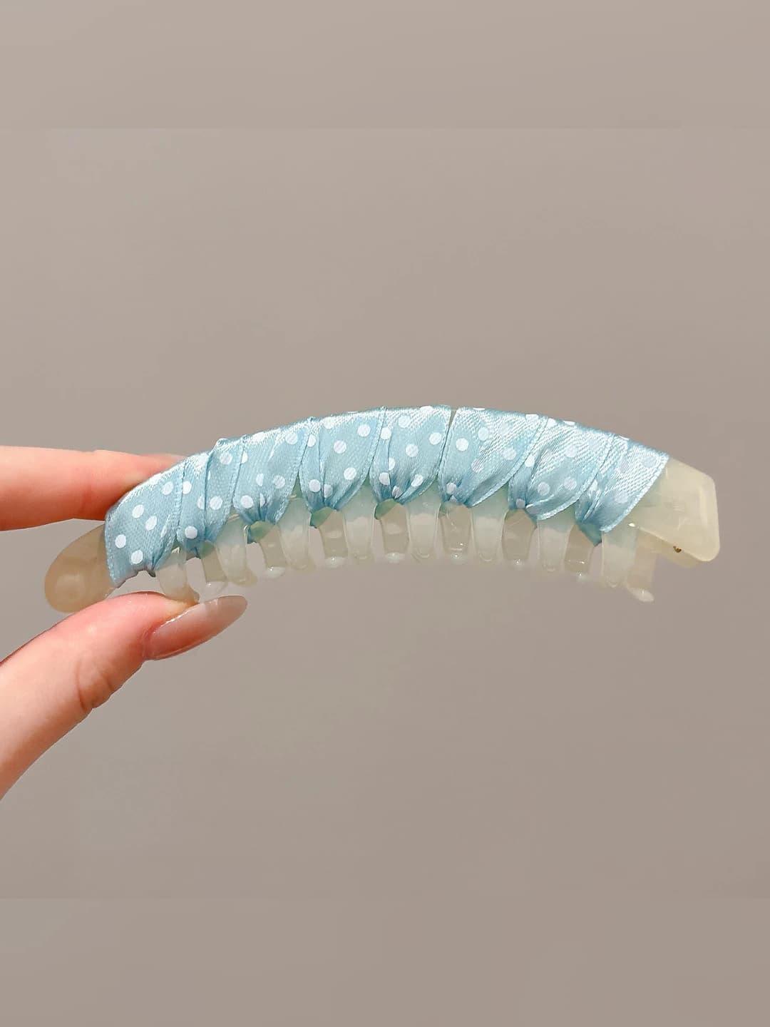 Light blue, large, 13 cm