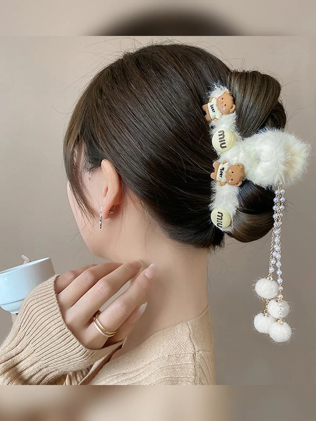 37# Two bears coffee, tassel 11 cm