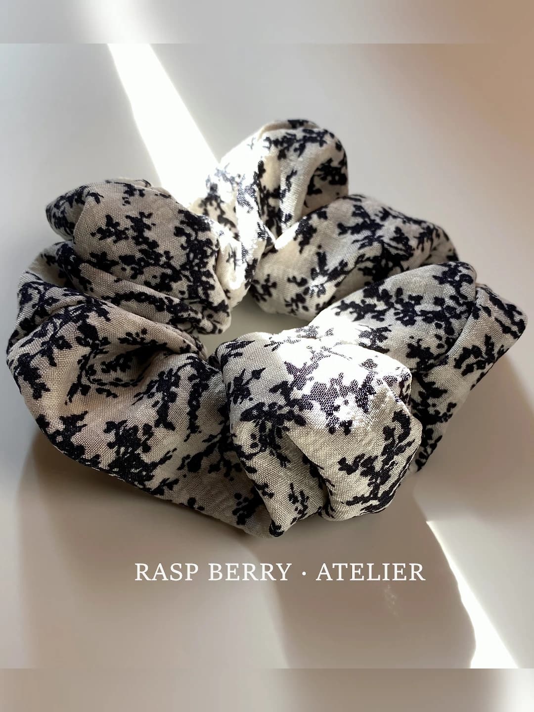 4 Black floral
