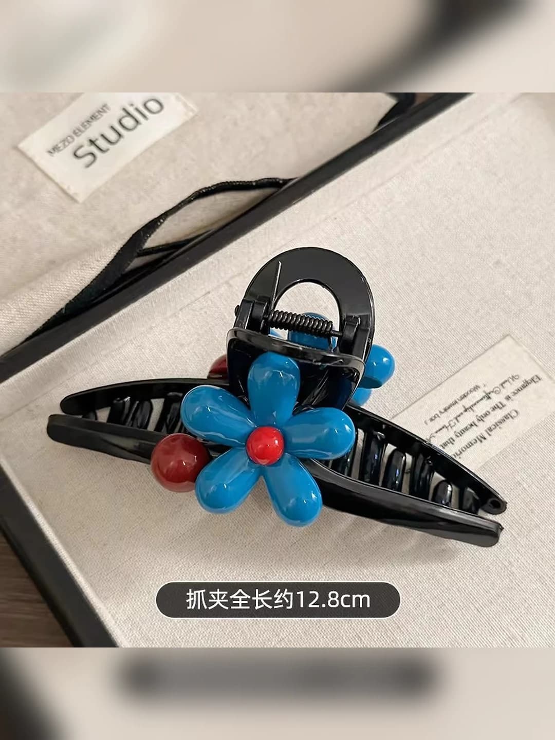 4# Black base large flowers 12.5x5.5 cm