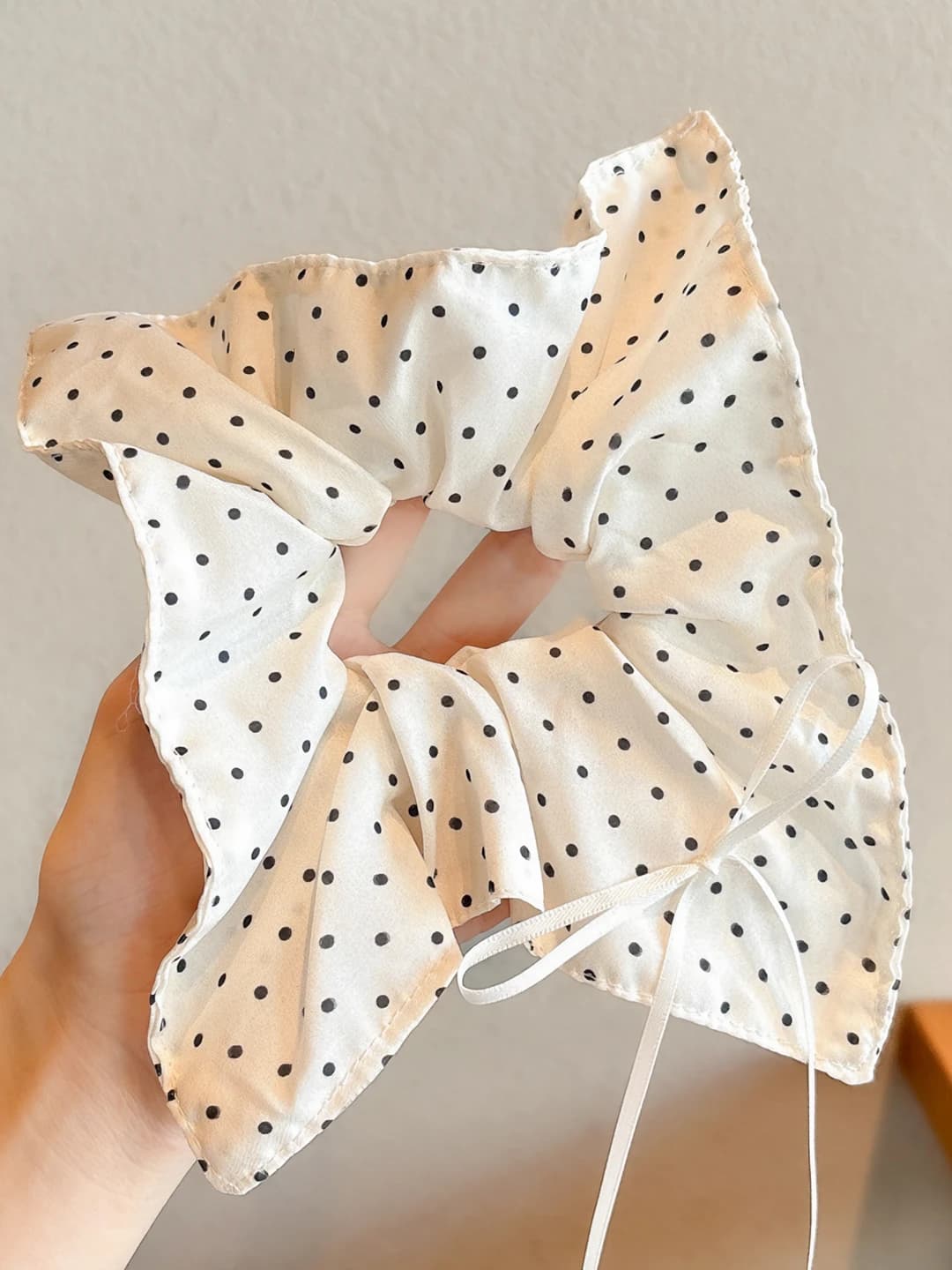 2# Polka dot bow