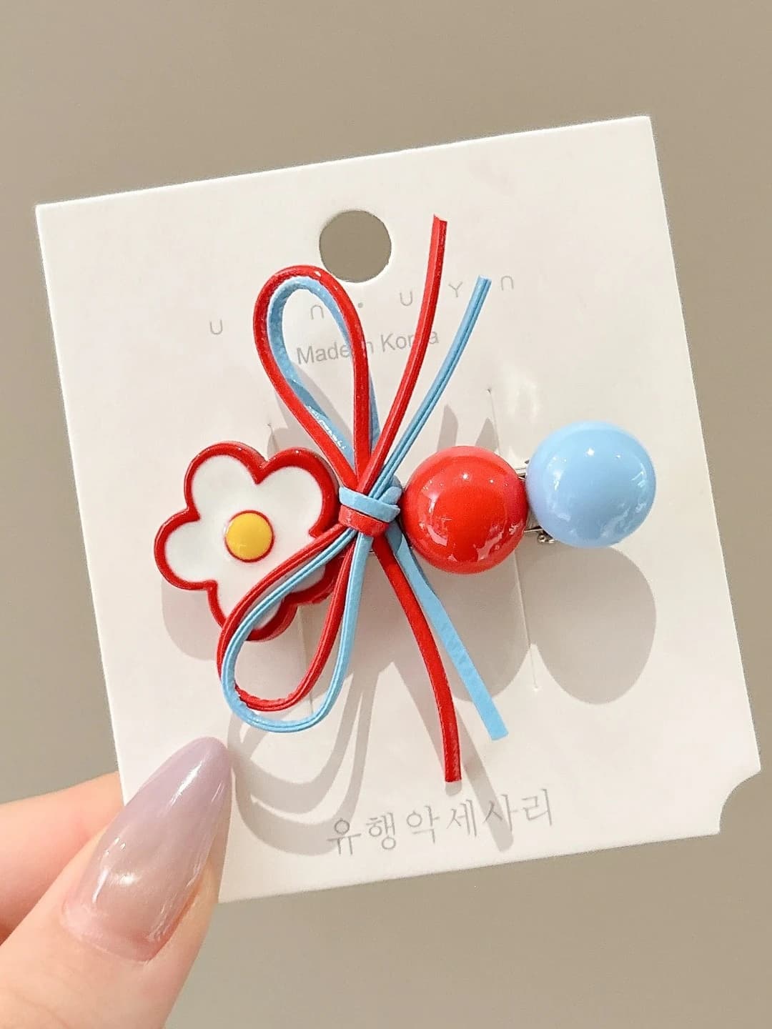 Red-blue floral side clip, 5.5 cm