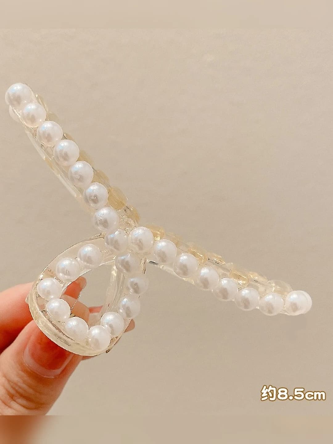 9# Clear pearl hair clip