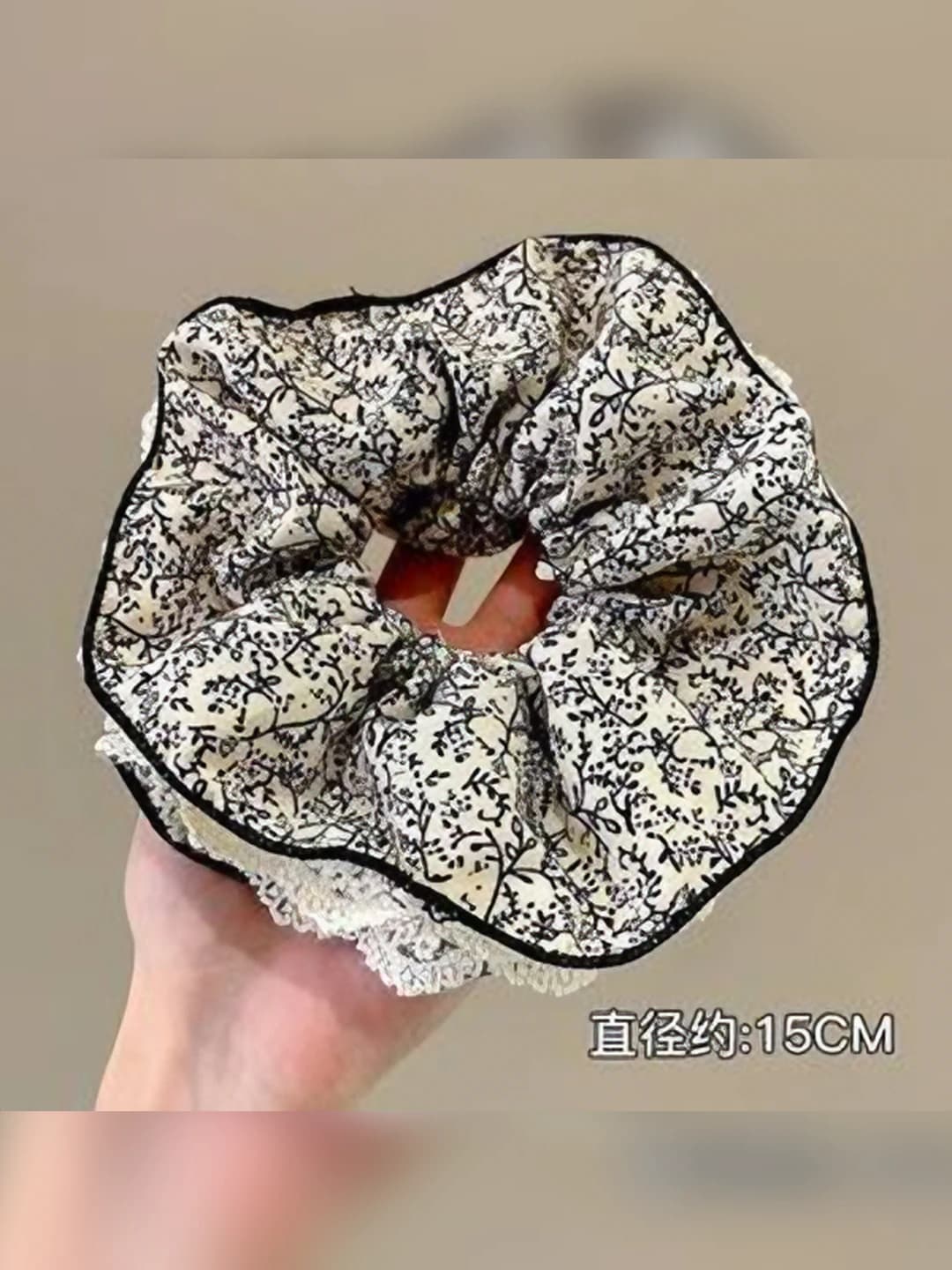 1# White lace 15 cm