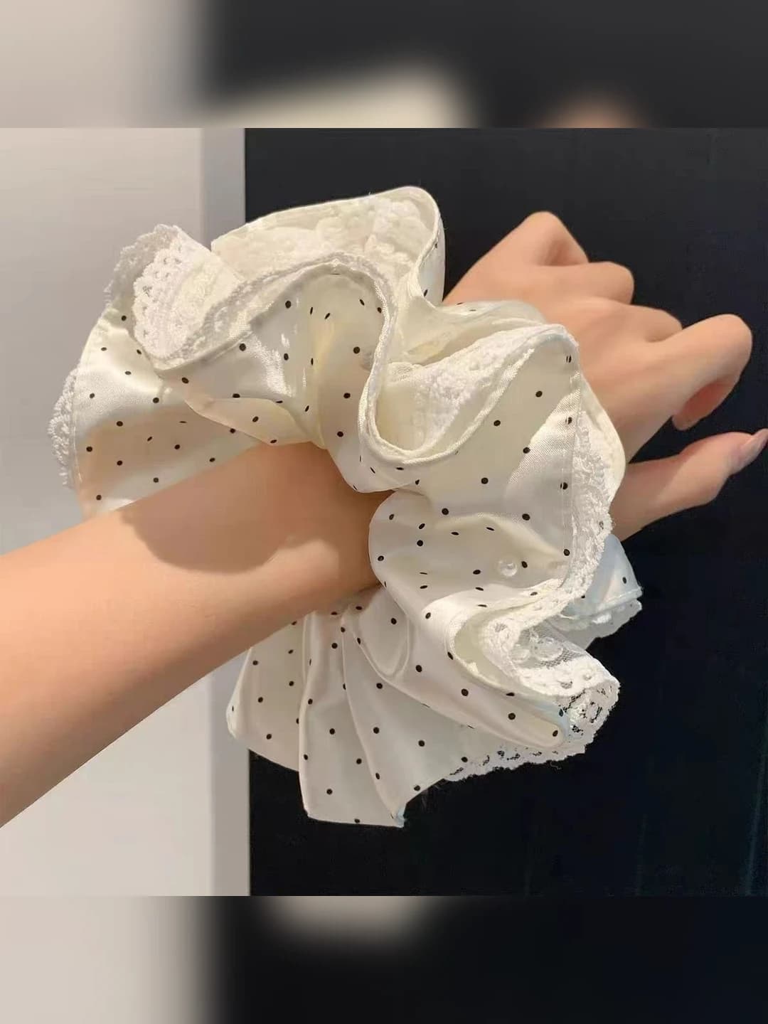 2# White satin polka dot lace ~17 cm
