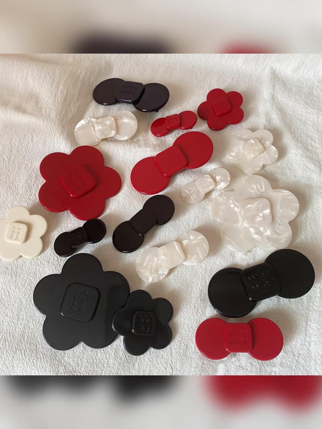 Women's hair clips and combs: handmade acetate hair clips with flowers and bows