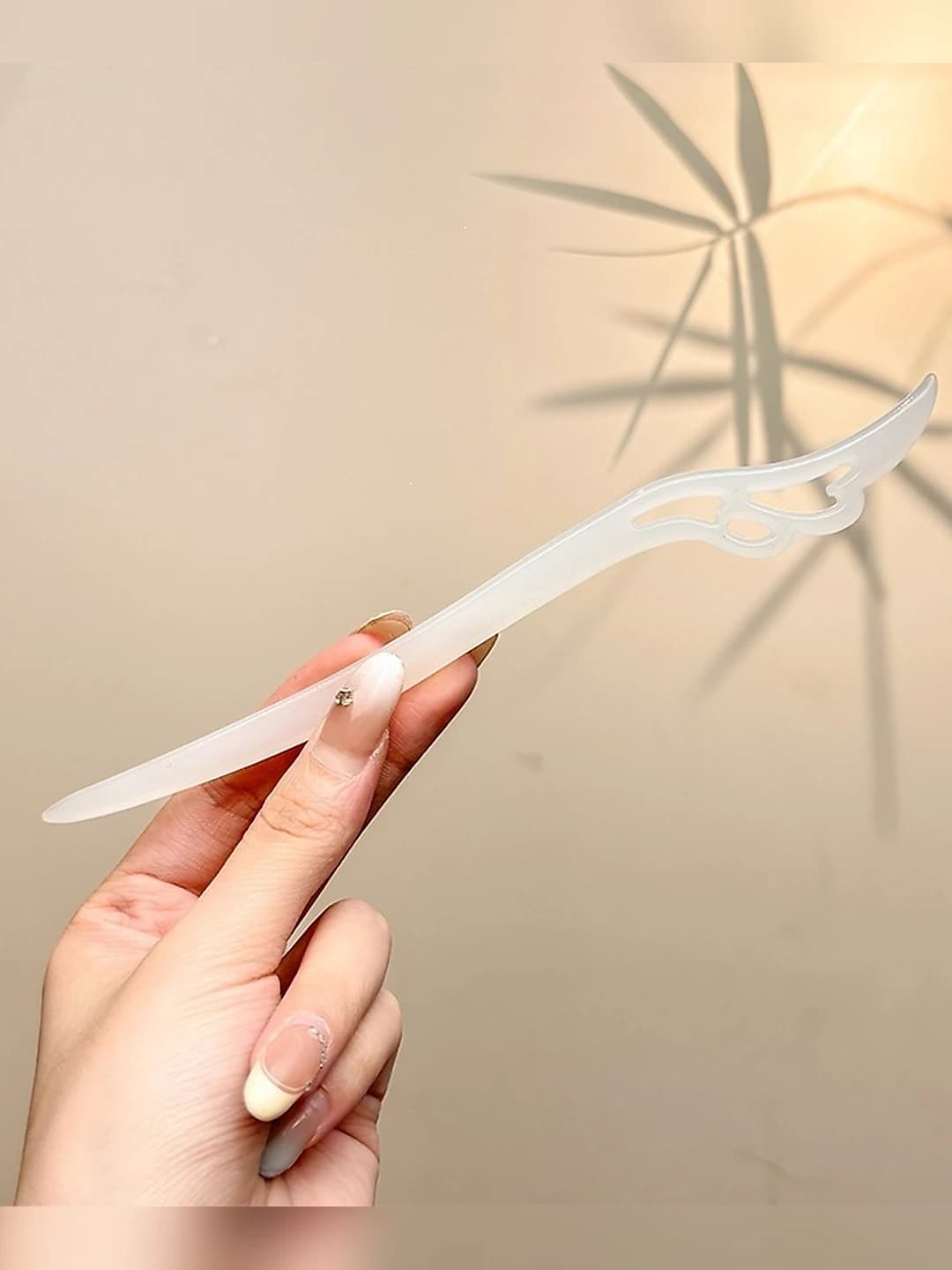 1# Plain white - flying wing