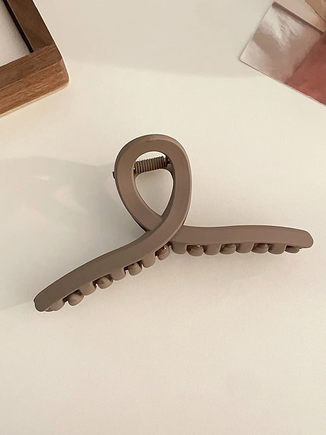 #Dark coffee Y-clip 11cm