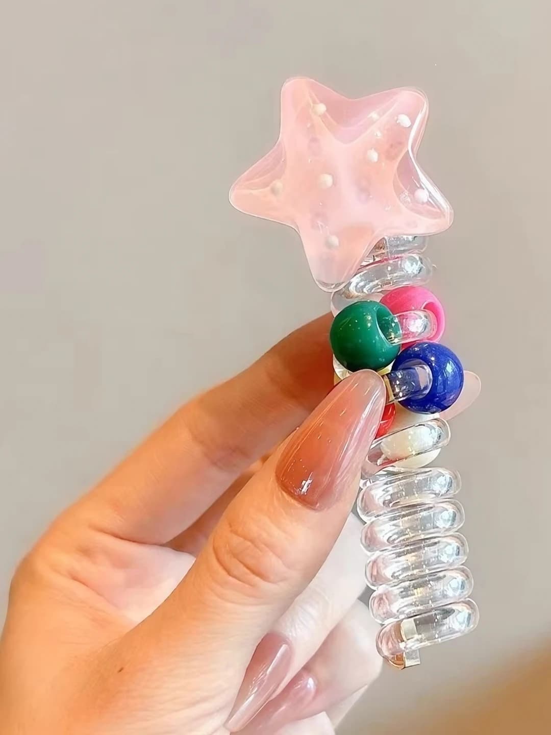 3# Light pink star (~9.2 cm)