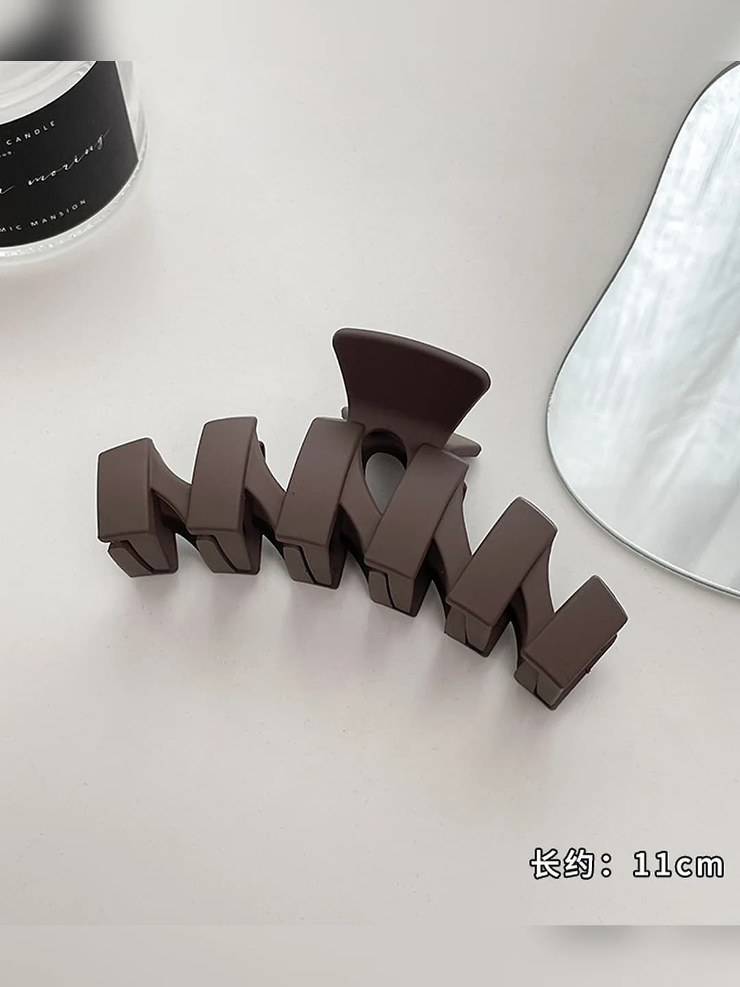Irregular dark coffee clip 11 cm