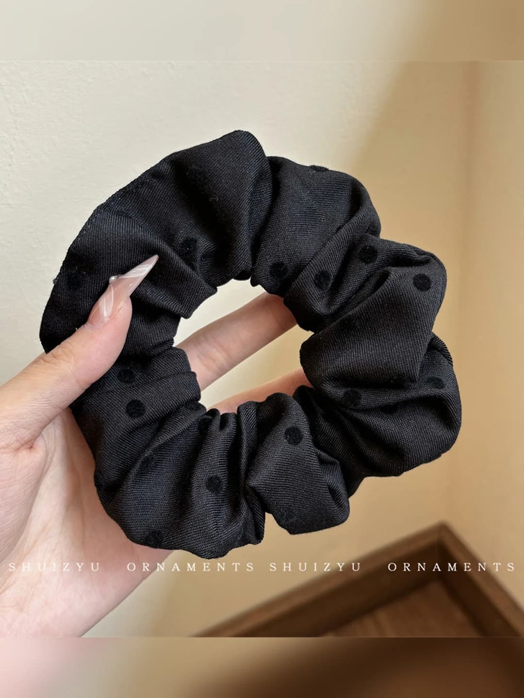 Black polka dot, 12 cm