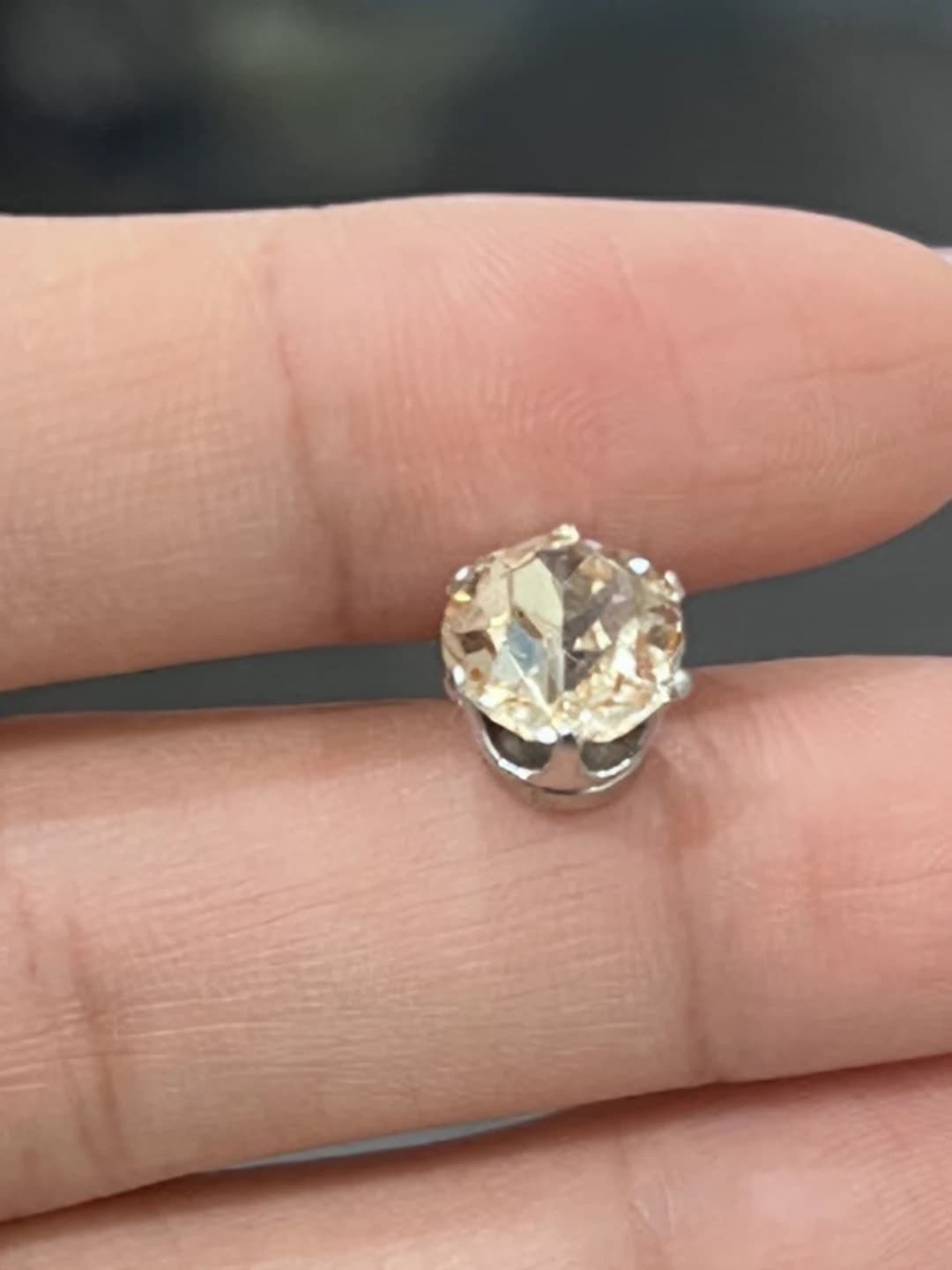 4# Magnetic Chanel studs 8mm [Champ]