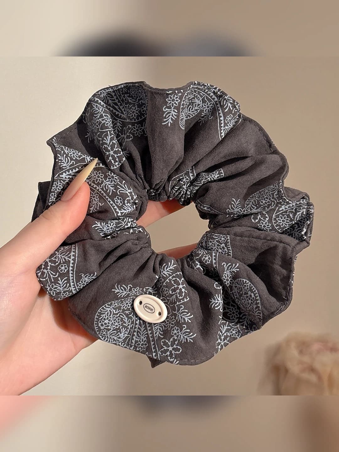 2# Grey two-layer hair tie 16 cm