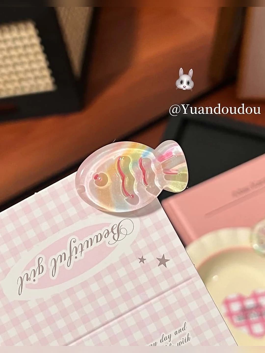 1# Jelly macaron rainbow fish clip 3.2cm