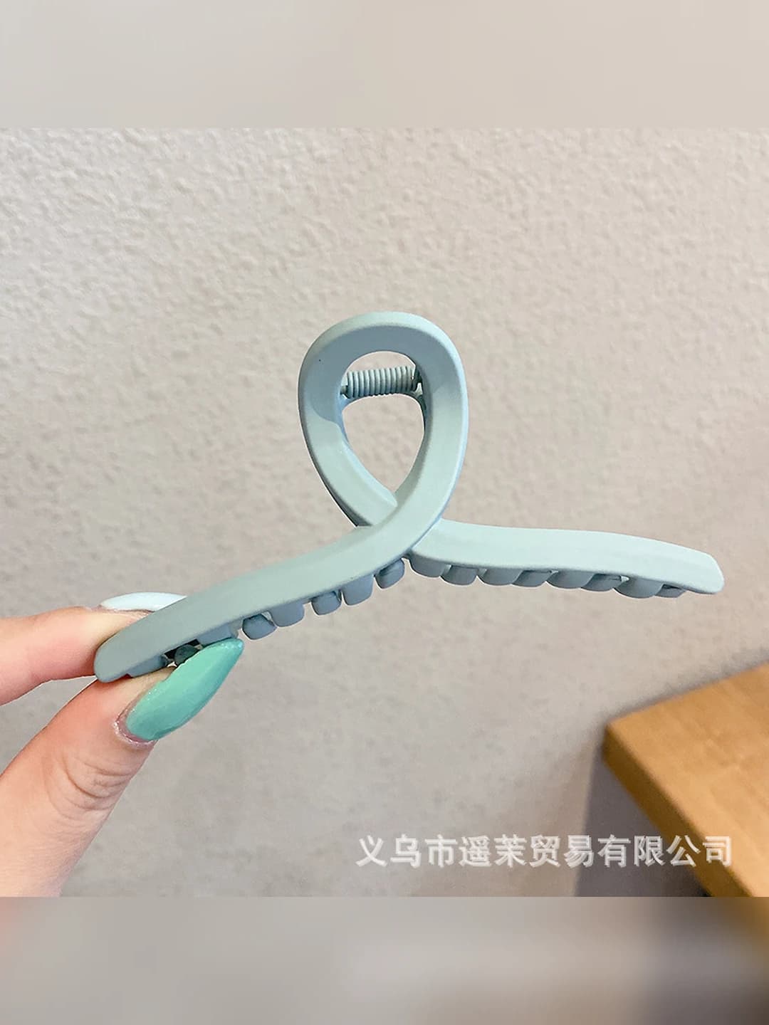 8# Голубой зажим в форме буквы Y 11cm