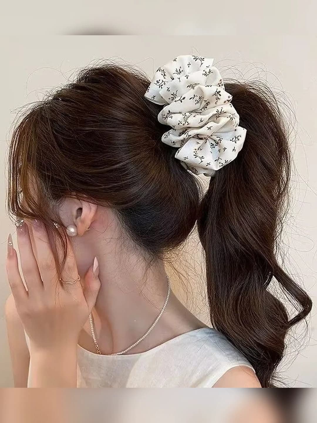 4#White floral - approx. 12 cm
