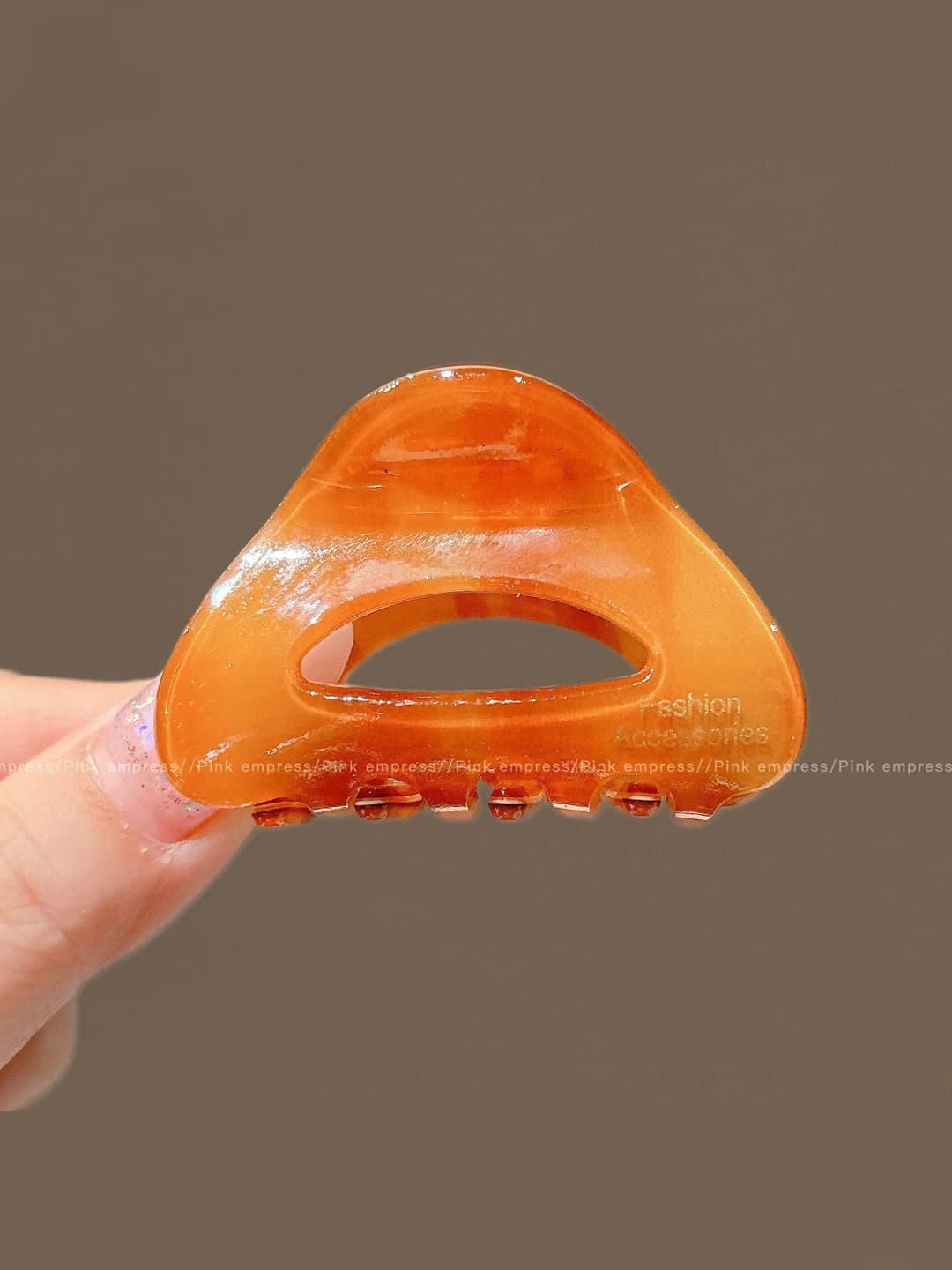 4# Asetat, kichik qisqich, amber, ~5 sm