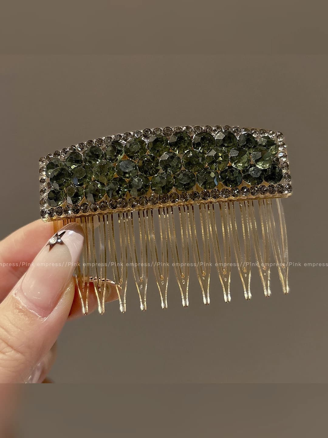 2# Green hair comb - approx. 7 cm