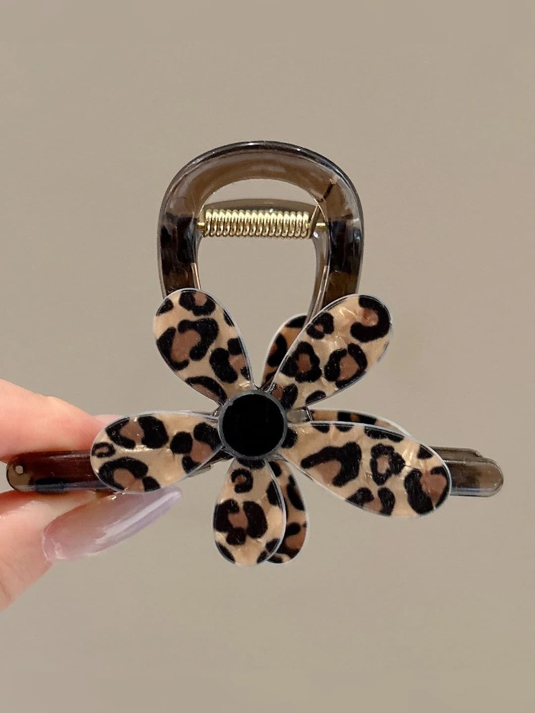 1# O'rta o'lcham [Shaffof jigarrang asos] Leopard gulli qisqich-8 sm