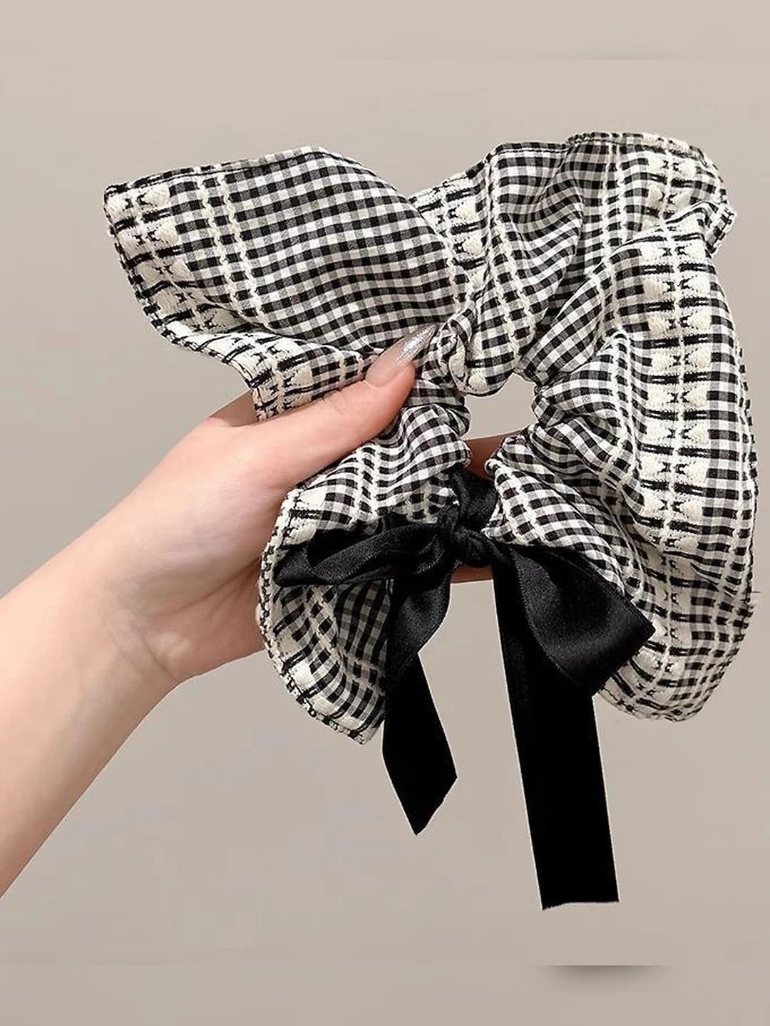 Black plaid small 20 cm