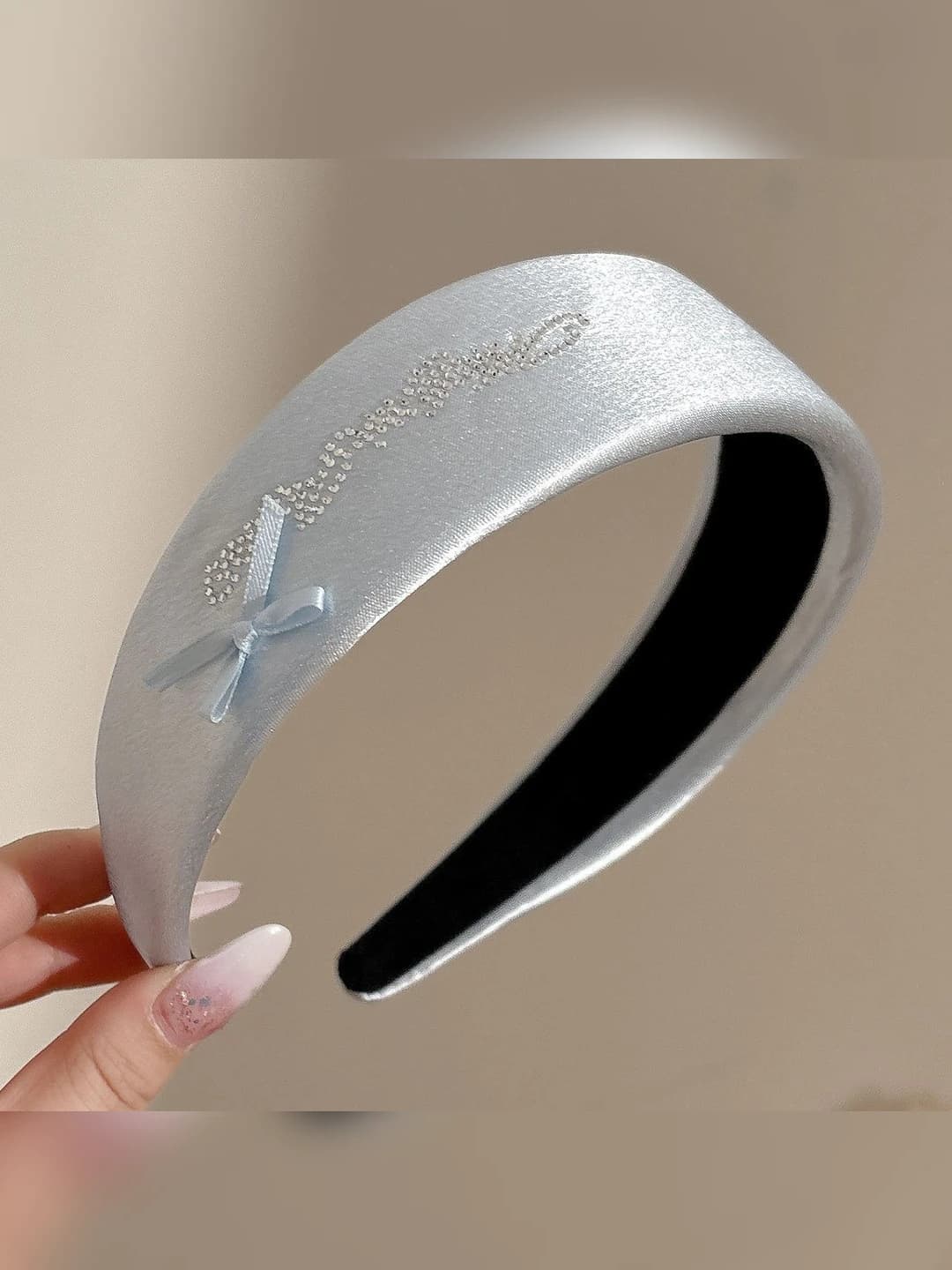 1# Blue headband, diam. 13.5 cm