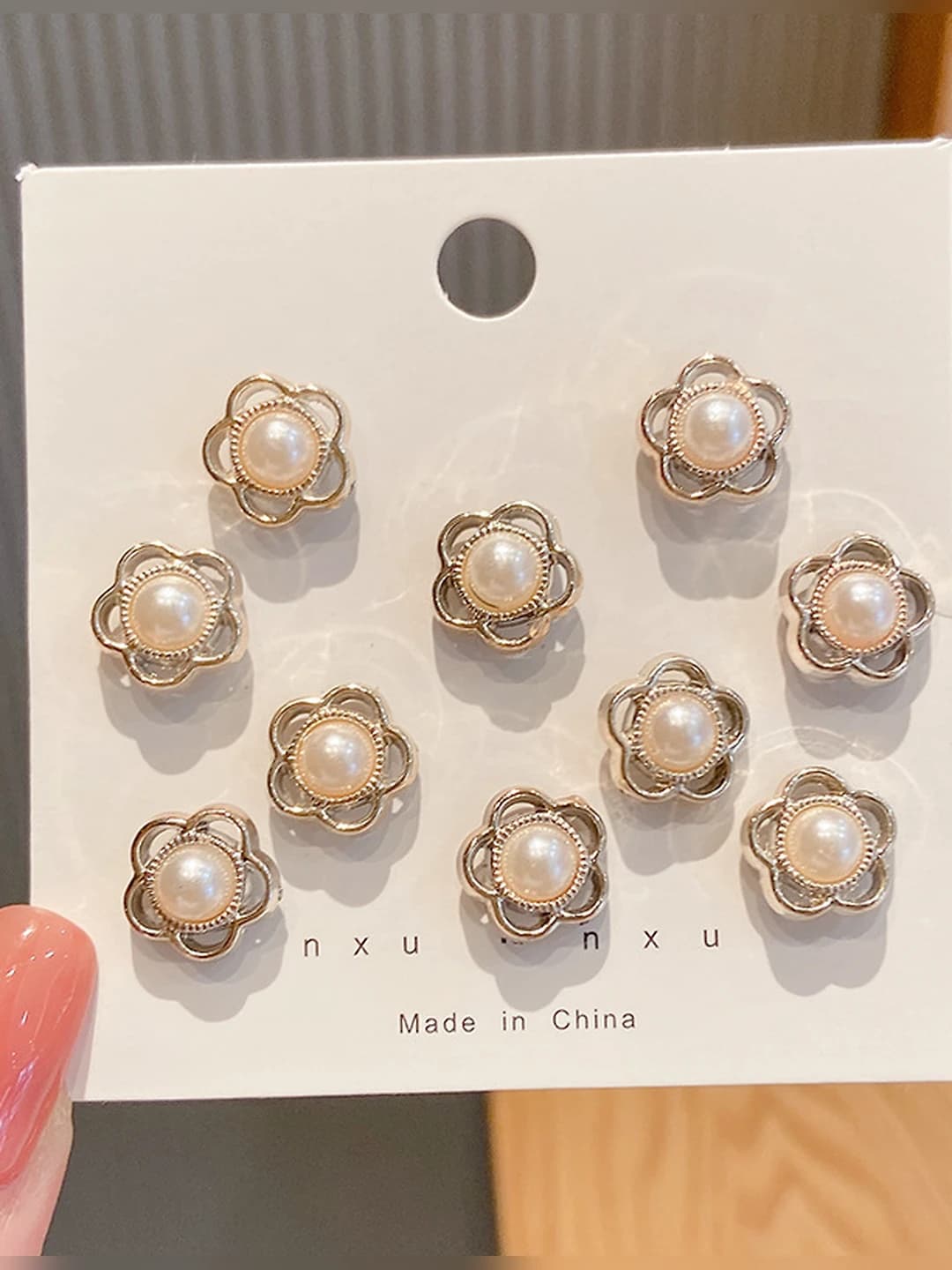 29# Pearl flower (10 pcs)