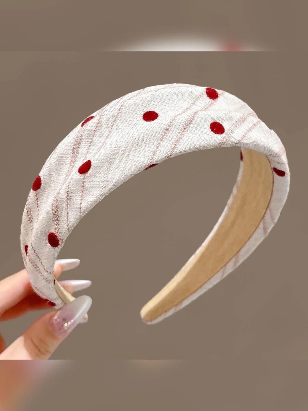 Light pink striped, 4.3 cm, fabric+acrylic