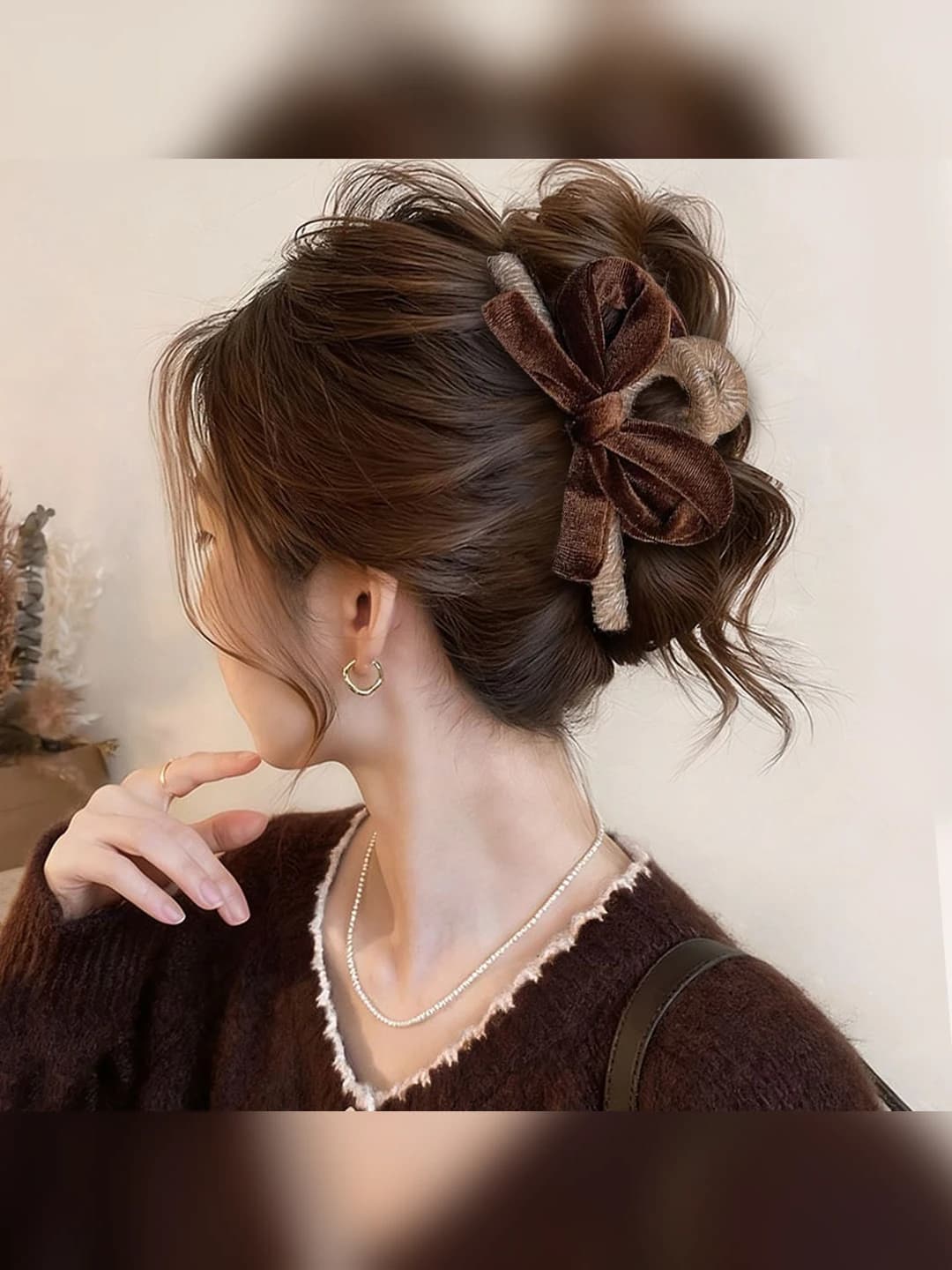 4# Brown velvet bow 13 cm