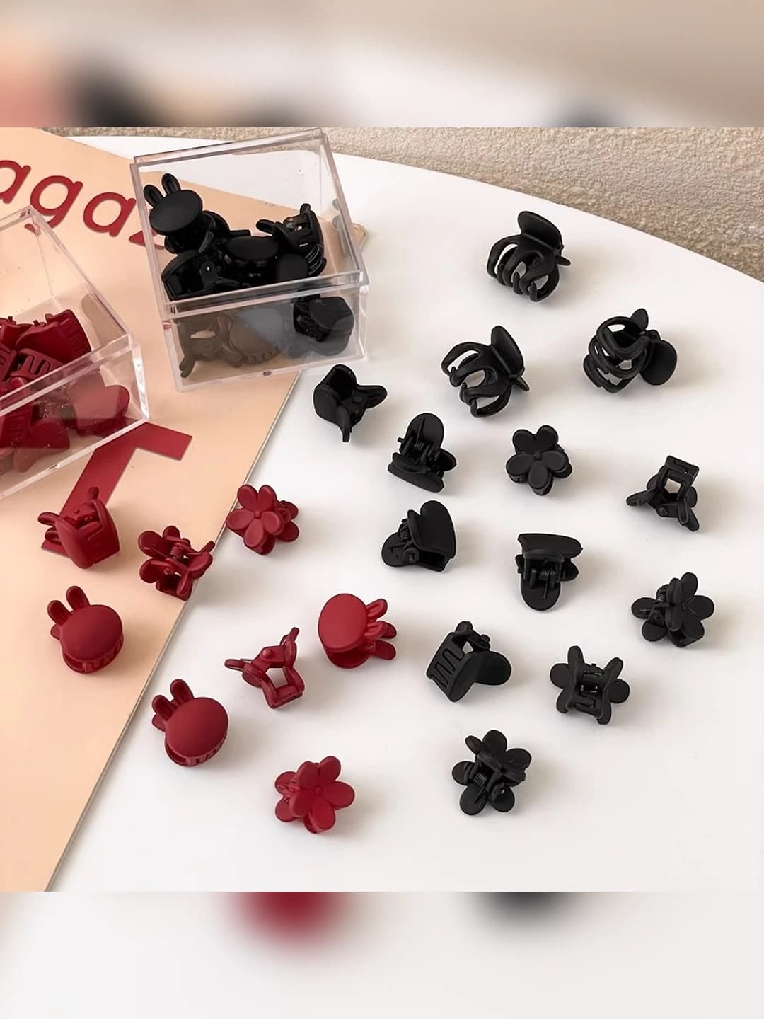 Women's summer black mini hair clips, flower design element, for bangs