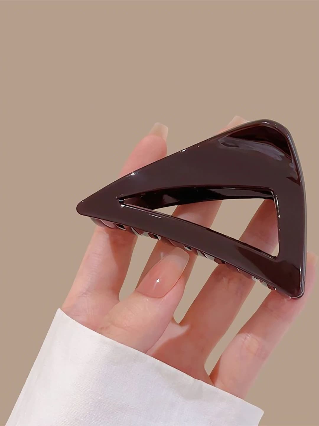Glossy chocolate brown, 8 cm